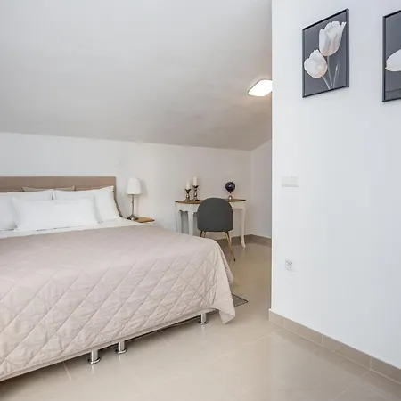 Apartment Kosic Vir